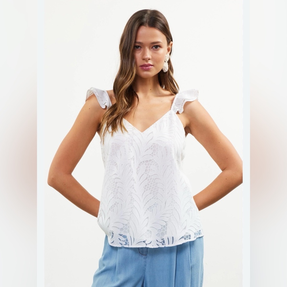 Skies Are Blue White Lace V-Neck Ruffle Strap Tank Off-White Size S NWT